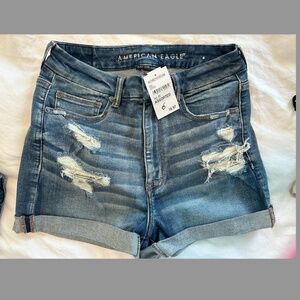 NWT - american eagle jean shorts, size 6 never worn